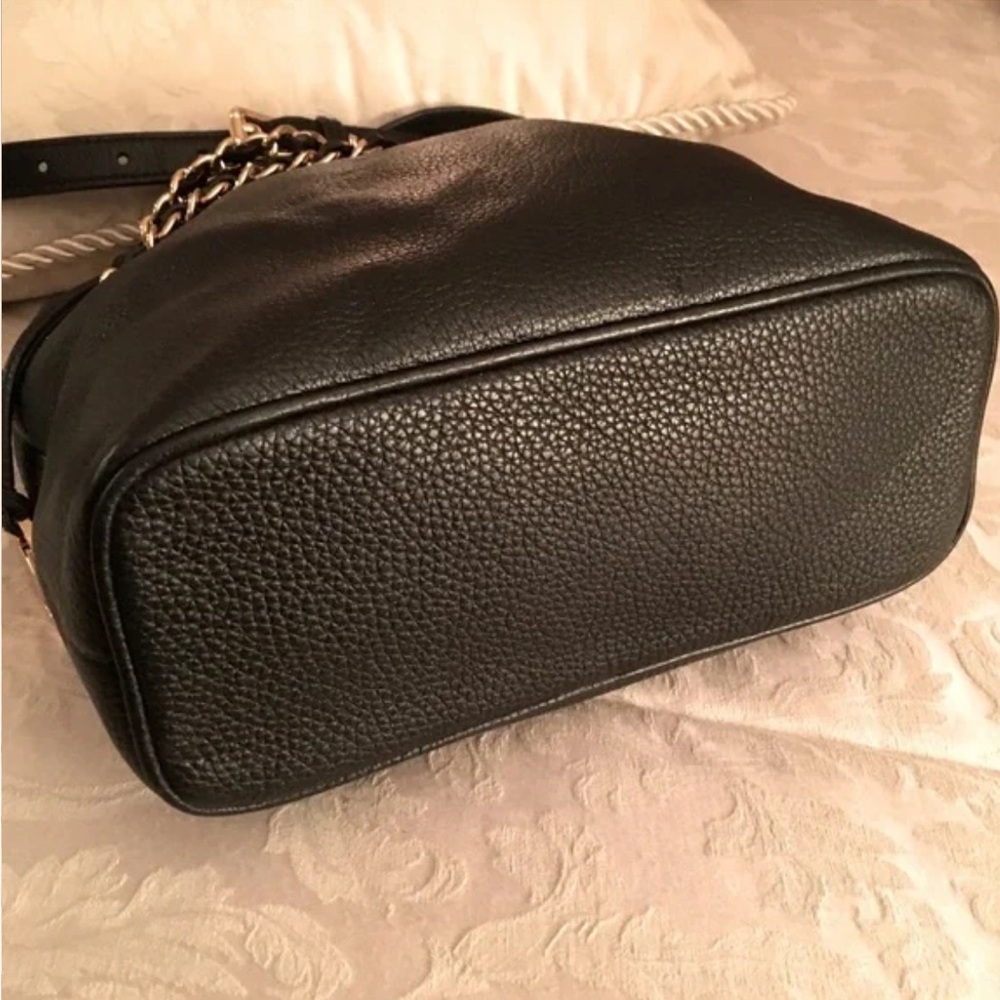 MICHAEL KORS Beautiful!!!!Frankie Bucket Shoulder Bag - Picture 6 of 10